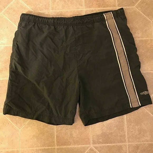 Vintage white sierra trunks - Picture 1 of 4